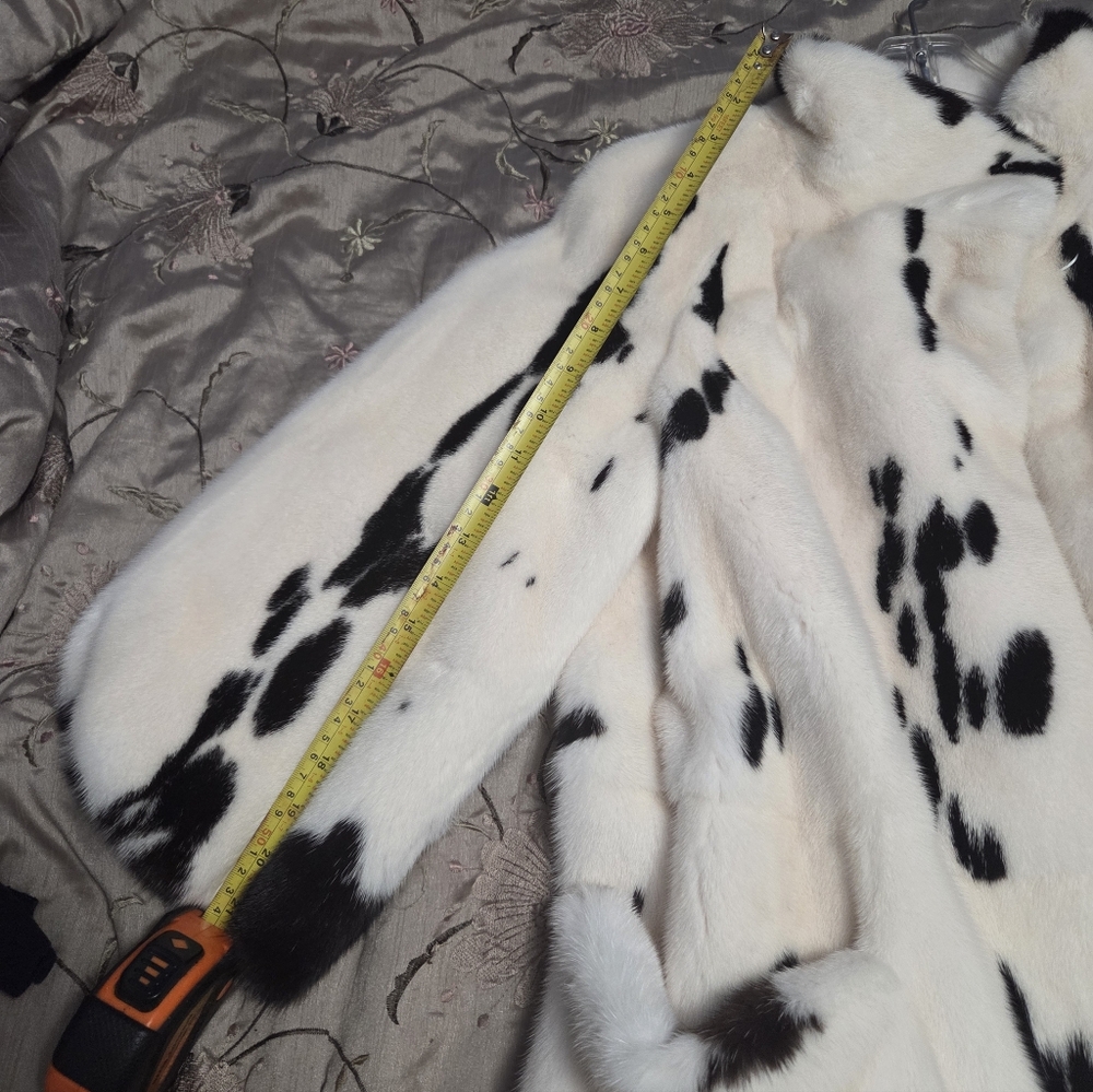 Brand New Luxury JAGUAR MINK 3/4 COAT.. - Picture 14 of 16